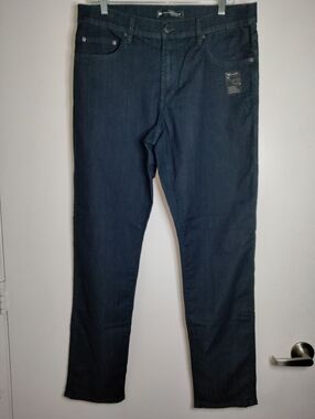 Travis Mathew (Size 32) Dark Denim Stretch Legacy Featherweight Jeans (NEW-NWT)